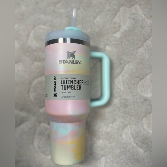 New Stanley Quencher Tumbler 2.0‎ 40oz Clean Slate - Warm Serene Brushstrokes - Picture 1 of 5
